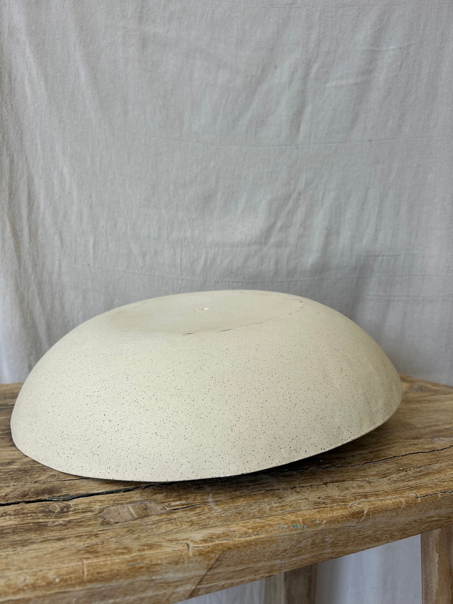 XXL Serving Bowl - Sheer Cream