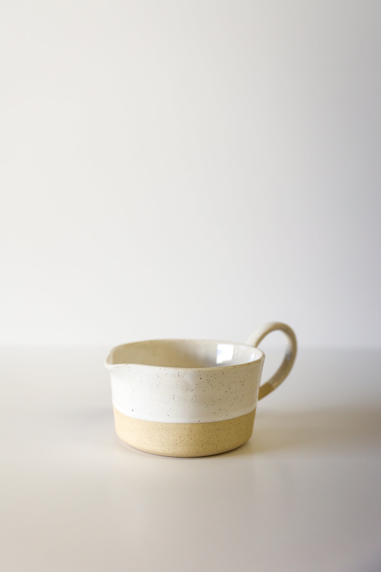 Bolsa Pitcher | White Speckle