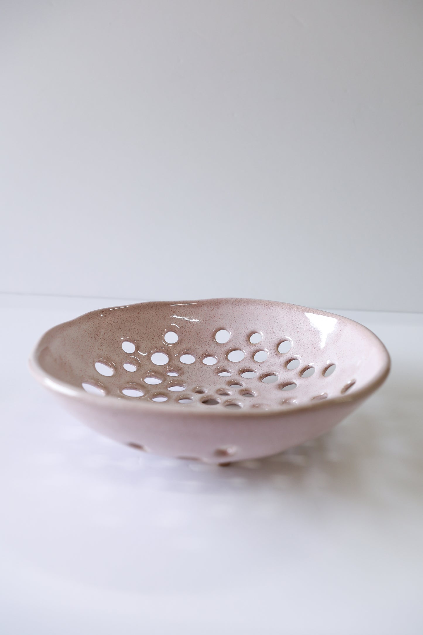 Newland Colander | Seashell