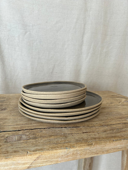 Dinner Plates (Set of 4) - Smokey Grey