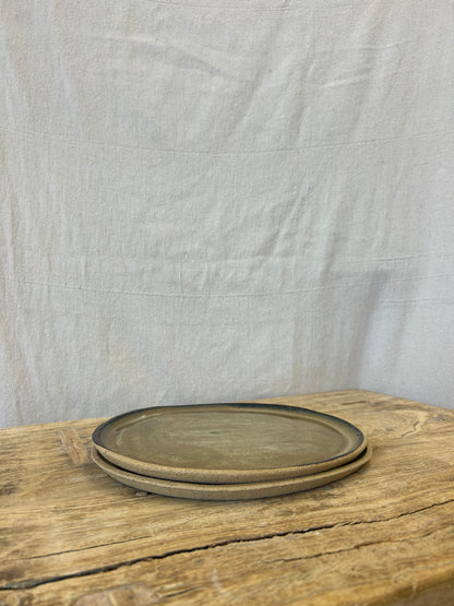 Dinner Plates - Beige/Black