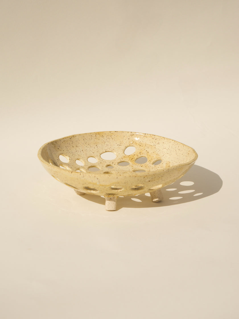 Large Colander - Light Yellow