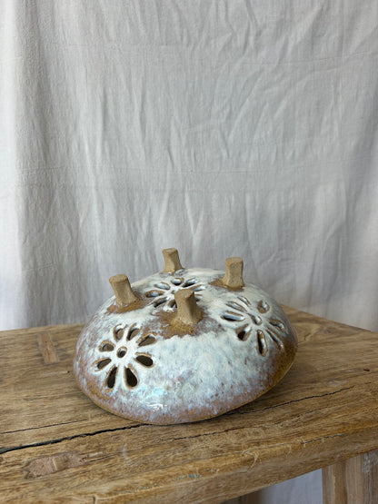 Large Flower Colander - Sheer Cream