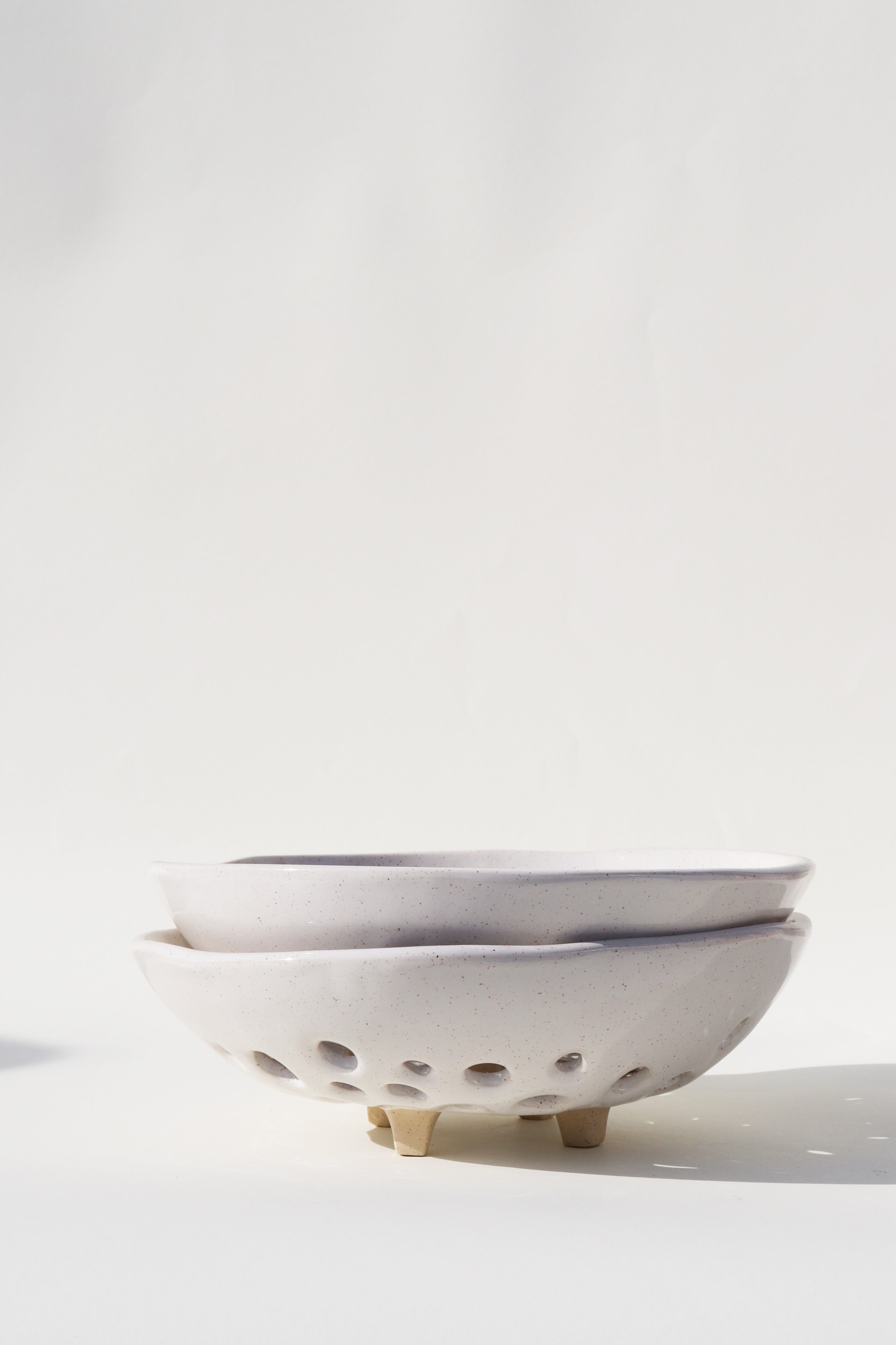 Newland Colander | White Speckle